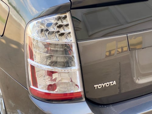 Toyota Prius 2008 full option ទេីបតែចូលស្តុកថ្មី តម្លៃល្អ បង់រំសល់សិក្សា១ថ្ងៃដកឡាន