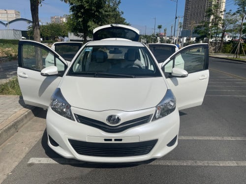 Vitz 2012 Full Option