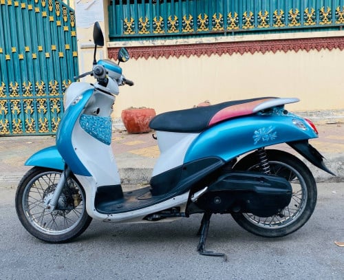 Yamaha fino ,115cc , 550$ , year2010