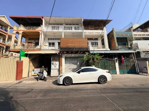 ផ្ទះសម្រាប់ជួលសង្កាត់ផ្សារដេប៉ូ១