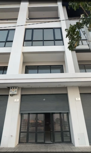 Shop House លក់ នៅបុរី ជីប ម៉ុង ពោធិ៍ចិនតុង