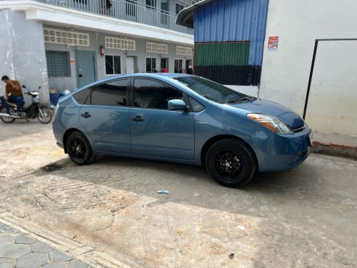 រថយន្ត ជួលជា ថ្ងៃ ១ថ្ងៃ ៣៥