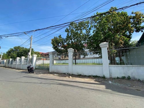 ដីសម្រាប់លក់ នៅសង្កាត់ផ្សារដើមថ្កូវ