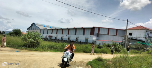 ដីលក់បន្ទាន់ជិតរោងចក្រ