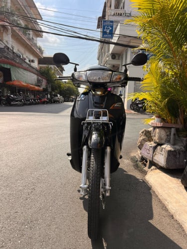 ម៉ូតូលក់