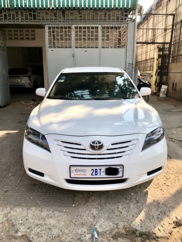 ឡានលក់ថ្មីណាស់​