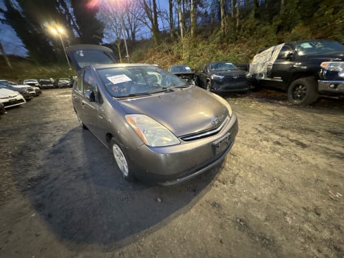 មកថ្ងៃទី 04/02/2026 Prius 2008 ប្រផេះ Full no map