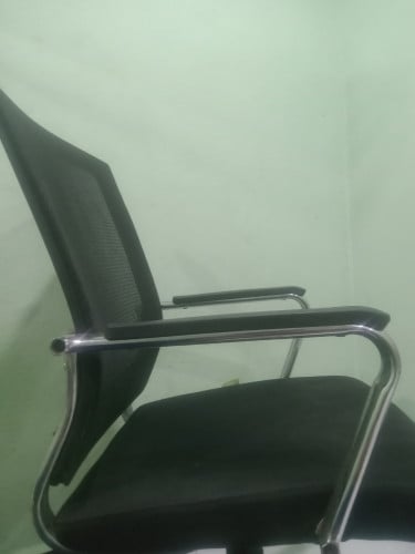 កៅអីថ្មី1 ទឹកតម្លៃសមរម្យ