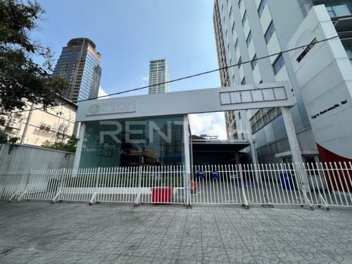 ផ្ទះអាជីវកម្មសម្រាប់ជួលនៅបឹងកេងកងទី 1 / Shophouse for Rent at  BKK1