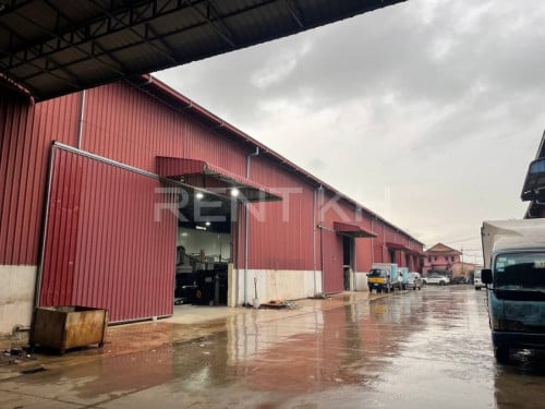ឃ្លាំងជួលនៅជិត ផ្សារទំនើប អ៊ីអន ម៉ល មានជ័យ (អុីអន 3) / Warehouse for Rent Near Aeon Mean Chey Area