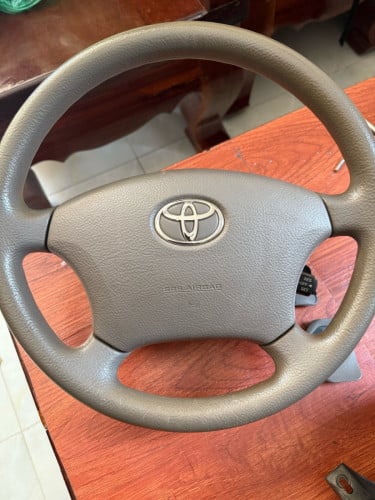 ចង្កូតឡាន មានពោង 75$