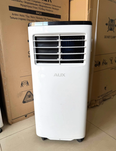 ម៉ាសុីនត្រជាក់ចល័ត AUX 1សេស មួយទឹក 140$