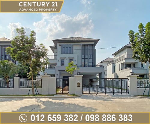 (English Below) 🏘 វីឡាឃ្វីន (Queen) សម្រាប់ជួល ក្នុងបុរី ជីបម៉ុង50ម