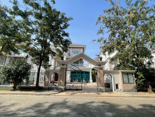 #forrent Prince A Villa for rent in Borey Peng