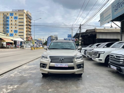 #Lexus Lx 570 2013 Sport Full Arab ម្ចាស់ដើមទីមួយទិញថ្មីខ្លាញ់គោ • ធានាឡានមូល មិនមាន បុកប៉ះ