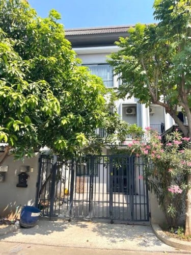 វីឡាកូនកាត់សម្រាប់ជួលនៅជីប ម៉ុង លែន ៥៩៨ / Link House for Rent at Borey Chip Mong Land, Park Land 598