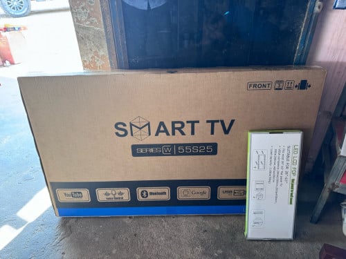 លក់ទូទស្ស Samsung 55inh នៅថ្មី100% ការដូរគេទិញអោយអត់ស្រលាញ់