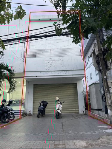 ផ្ទះអាជីវកម្មសម្រាប់ជួលនៅទួលគោក / Shophouse for Rent at Toul Kork