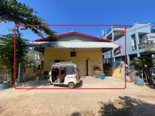 🏦House Available for Urgent Sale at a Special Price (Negotiable).