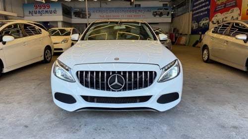 🚘 2015 C300 4Matic ប៉ុង2 :$27,700