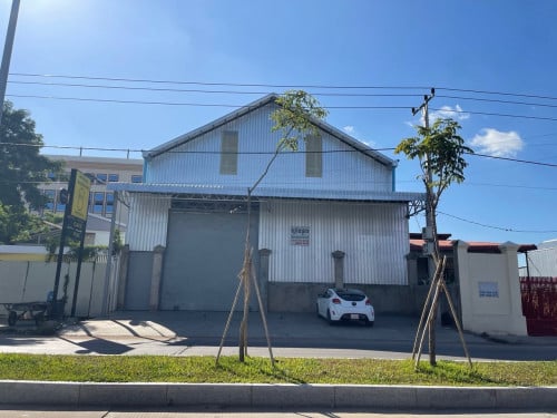 ឃ្លាំងសម្រាប់ជួលនៅទួលសង្កែ / Warehouse For Rent In Khan Russey Keo