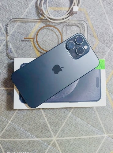 15Promax 256G ZP 99% ថ្ម 91 លក់