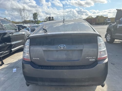 2009 TOYOTA PRIUS​ Half-Full សាងបានមេៗ​ឡានមួលអត់ច្រេះ