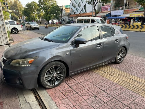 2012 CT200H USA Full F Sport Full Premium 14mmiles ប្រផេះផ្កាយស្អាត