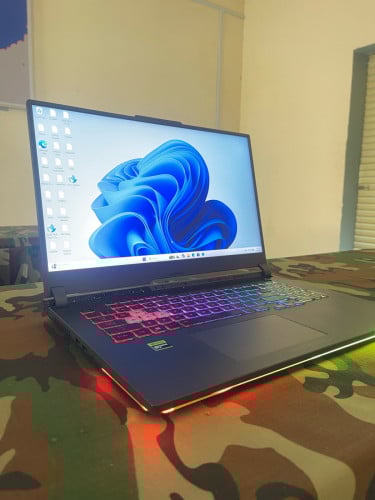 Asus Rog strix G17 Ryzen9  RTX4060 Ram16G M.2 1T 17inch2K 240Hz
