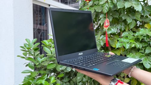 Asus X1404 I5-12GB-256GB ថ្មីតម្លៃល្អ
