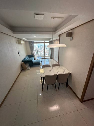 De Castle Royal 1 Bedroom for Rent