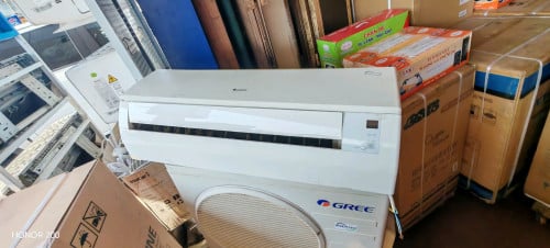 Gree inverter 1hp 2014 ធានា​3ខែ