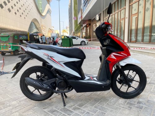 Honda ប៊ិត 019