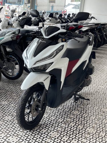 HONDA CLICK 2023 125CC មួយទឹកស្លាកលេខខ្ចី 98%