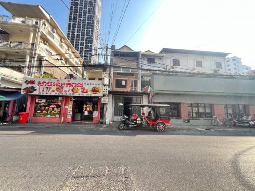 House For Rent- Boeng kengkang1
