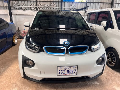 I3អាគុយ+សាំងលក់ប្រញ៉ាប់លុយ(ទីតាំងសៀមរាប)