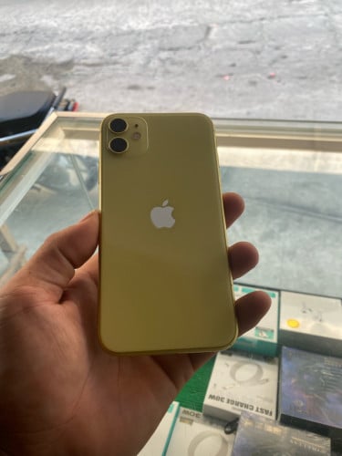 iPhone 11