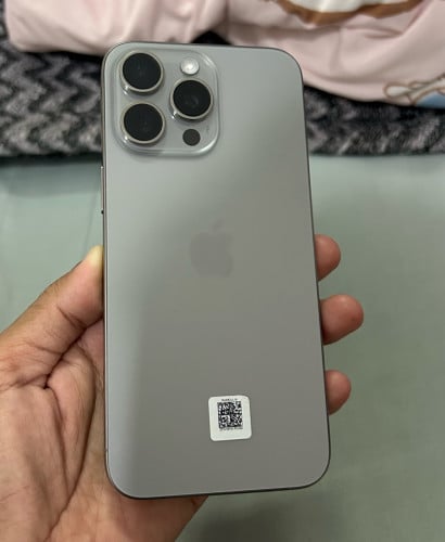 iPhone 15 pro max 256G USA eSIM natural