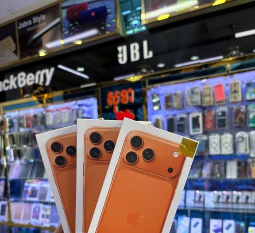 iPhone 17pro max 256G XA new (active) warranty 1year