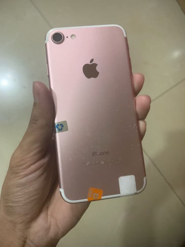 iPhone 7g 32g លក់📥