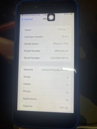 iPhone 7plus 128 g មានឆ្នាំងសាក