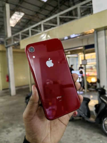 iphone XR 64GB