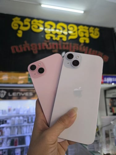 Iphone15plus 256G sim2 ZA ថ្ម88%នឹង Ch ថ្ម92% ស្អាត99%ធានាសុំនុំហ្សីន