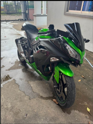 Kawasaki Ninja 300 – Well Maintained | Ready to Ride 🔥