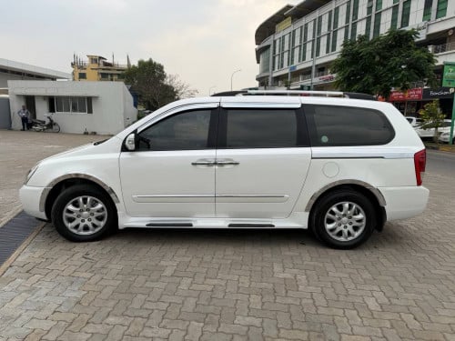 Kia Carnival 2012full option