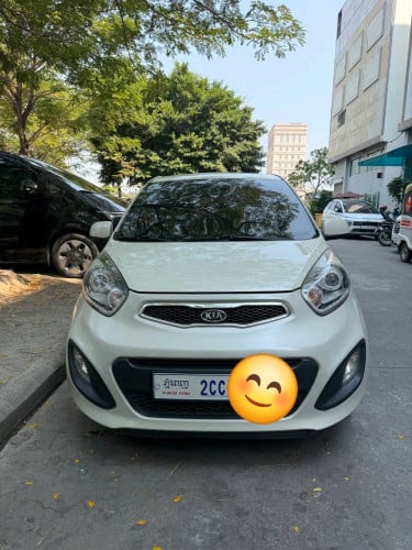 Kia morning  Hfull ពណ៍ទឹកដោះគោ