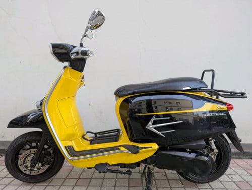 Lambretta v200 (169cc) 2021 🇮🇹