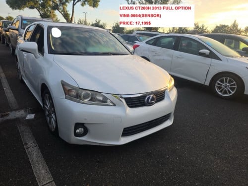 Lexus ct 200 h 013 full option ក្រដាសពន្ធ
