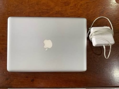 MacBook Pro ( 13inch, mid 2010)