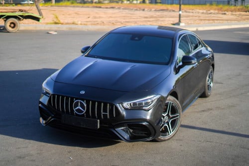 Mercedes Benz CLA250 up CLA45s